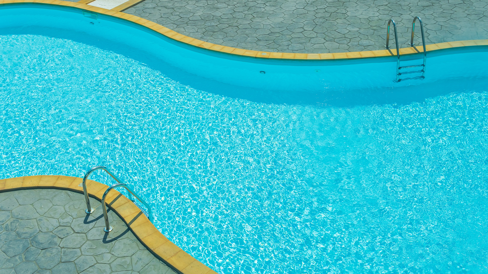 Empty swimming pool