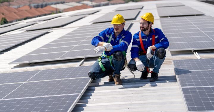Comparatif des performances des panneaux solaires avec batterie intégrée