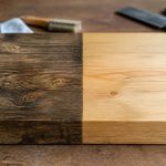Guide pratique de l&rsquo;acide oxalique sur bois avec avant/après pour les débutants